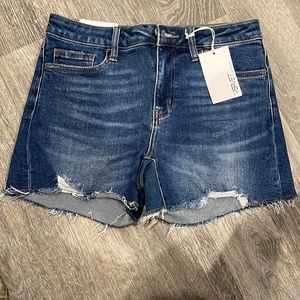 Medium wash vervet shorts